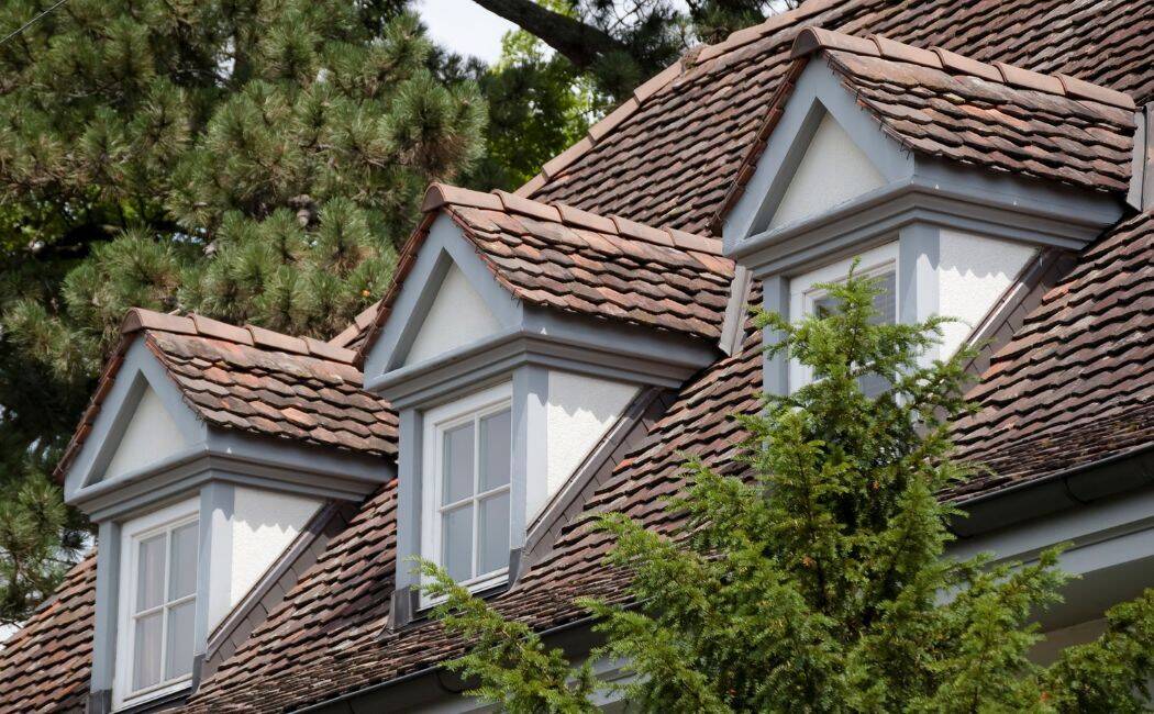 Dlaczego dachówka cementowa jest dobrym wyborem dla Twojego dachu?