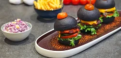 Sekrety idealnej bułki do burgera – co sprawia, że danie smakuje jeszcze lepiej? Sekrety idealnej bułki do burgera – co sprawia, że danie smakuje jeszcze lepiej?
